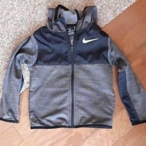 Nike Dri Fit Hoodie size 4T